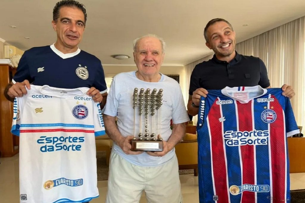 Prestes a ser anunciado oficialmente pelo Bahia, o novo técnico Rogério Ceni ganha moral com o Grupo City e o Ídolo Evaristo de Macedo