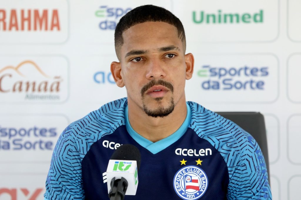 De volta contra o Corinthians, Gilberto mantém confiança na manutenção do Bahia: "é totalmente possível"