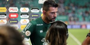 Responsável por grandes defesas contra o São Paulo, Marcos Felipe lamenta decepção do Bahia na Fonte Nova: 